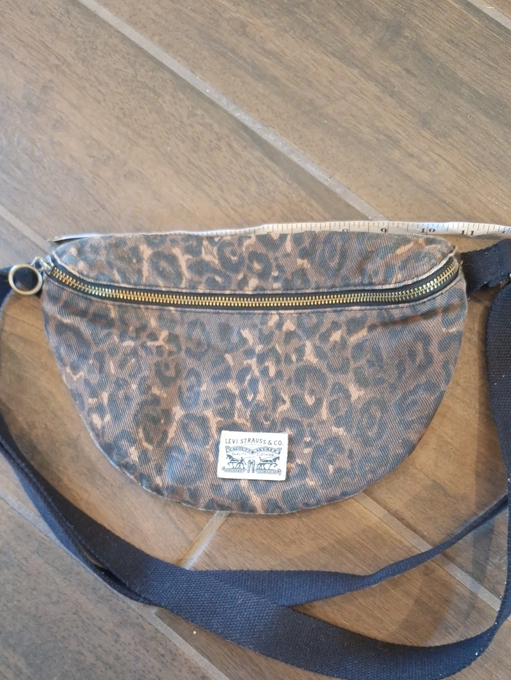 Levi's Devon Leopard Print Crossbody Sling Bag Brown & Black - Picture 12 of 14
